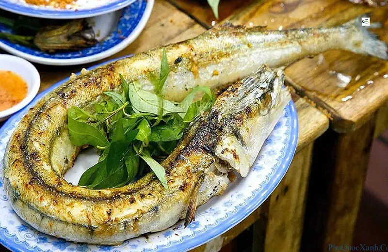 Top đặc sản Nam Du l&agrave;m n&ecirc;n t&ecirc;n tuổi nền ẩm thực bản địa 2