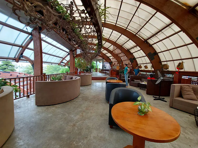 Khám phá Sophia Cafe và không gian sang trọng, cổ điển