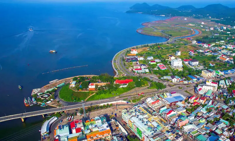 Review H&agrave; Ti&ecirc;n check in top địa điểm du lịch thu h&uacute;t 2
