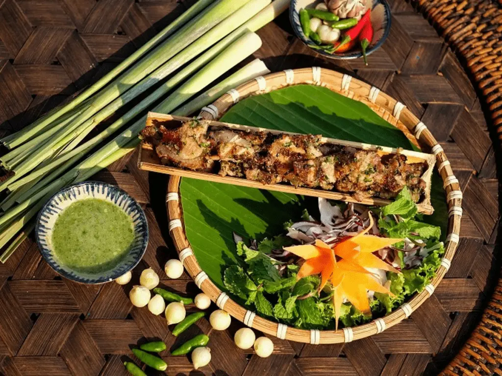C&aacute;c m&oacute;n nướng trong lồ &ocirc;, điểm th&uacute; vị trong ẩm thực Kon Tum 7