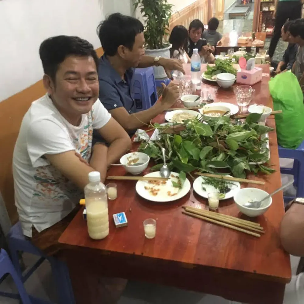 Gỏi l&aacute; Sức Sống Mới, qu&aacute;n ăn hấp dẫn tại Kon Tum 3