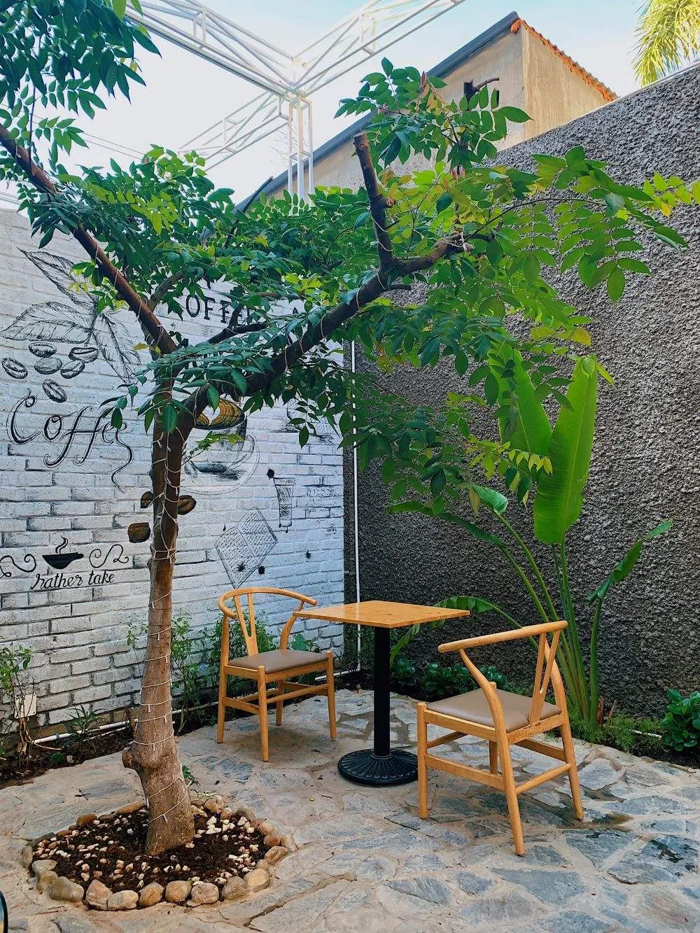 Kh&aacute;m ph&aacute; Maika Coffee, mang hơi thở phong c&aacute;ch nhiệt đới về Kon Tum 5