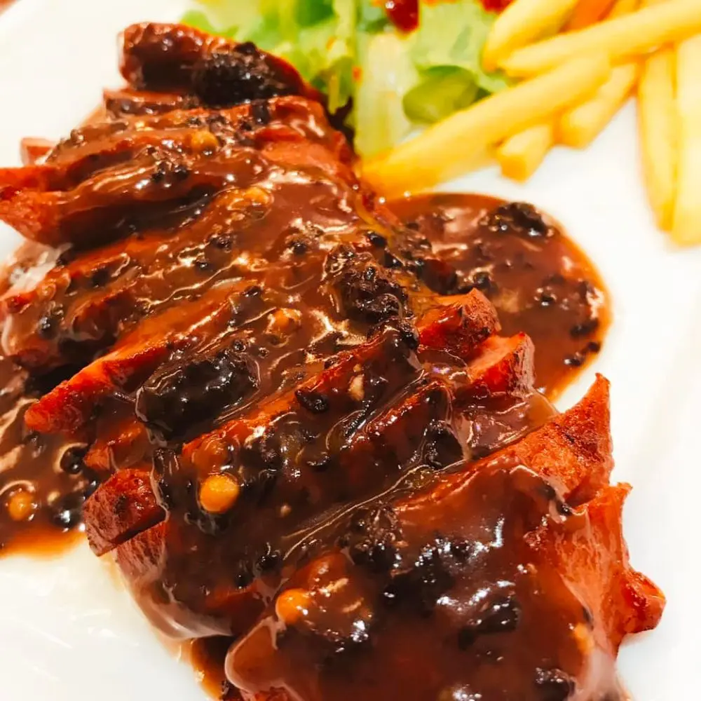 Paris Kon Tum với menu m&oacute;n &Acirc;u hấp dẫn đ&atilde; sẵn s&agrave;ng khiến bạn th&iacute;ch m&ecirc; 4