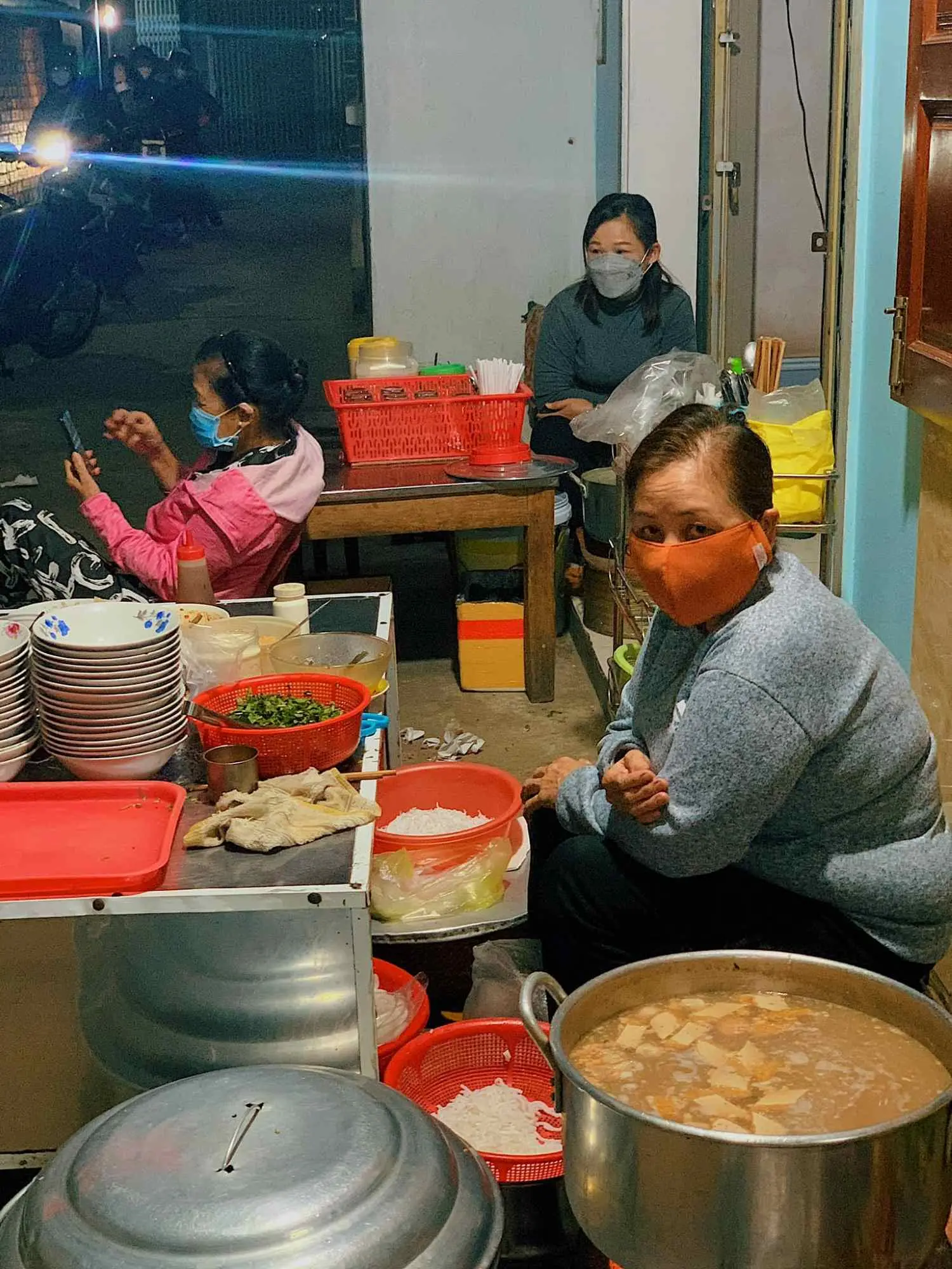 Qu&aacute;n b&aacute;nh canh x&ocirc;i đ&ecirc;m Trần Quang Khải, địa điểm nhất định bạn phải đến thử 5