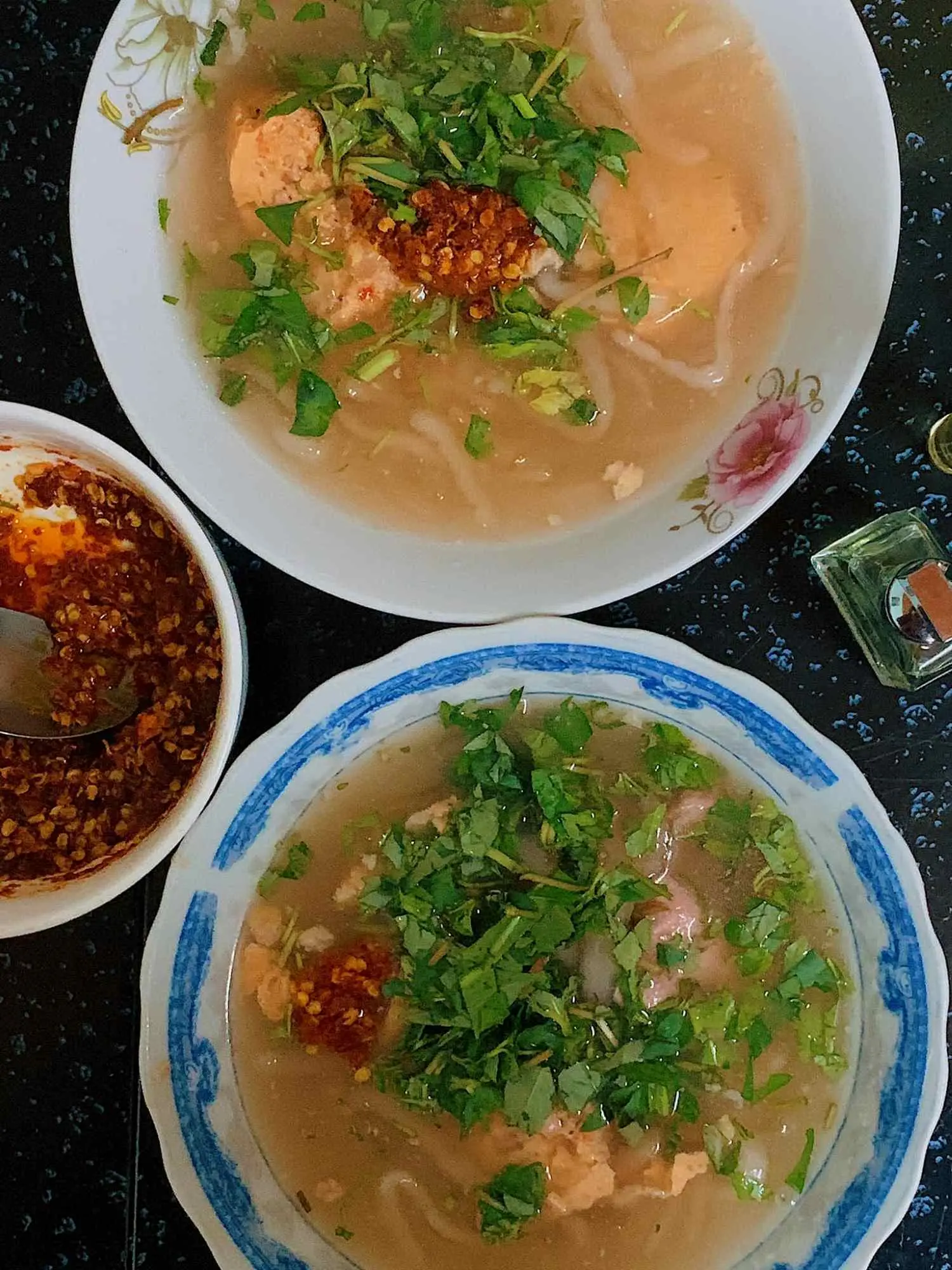 Qu&aacute;n b&aacute;nh canh x&ocirc;i đ&ecirc;m Trần Quang Khải, địa điểm nhất định bạn phải đến thử 2