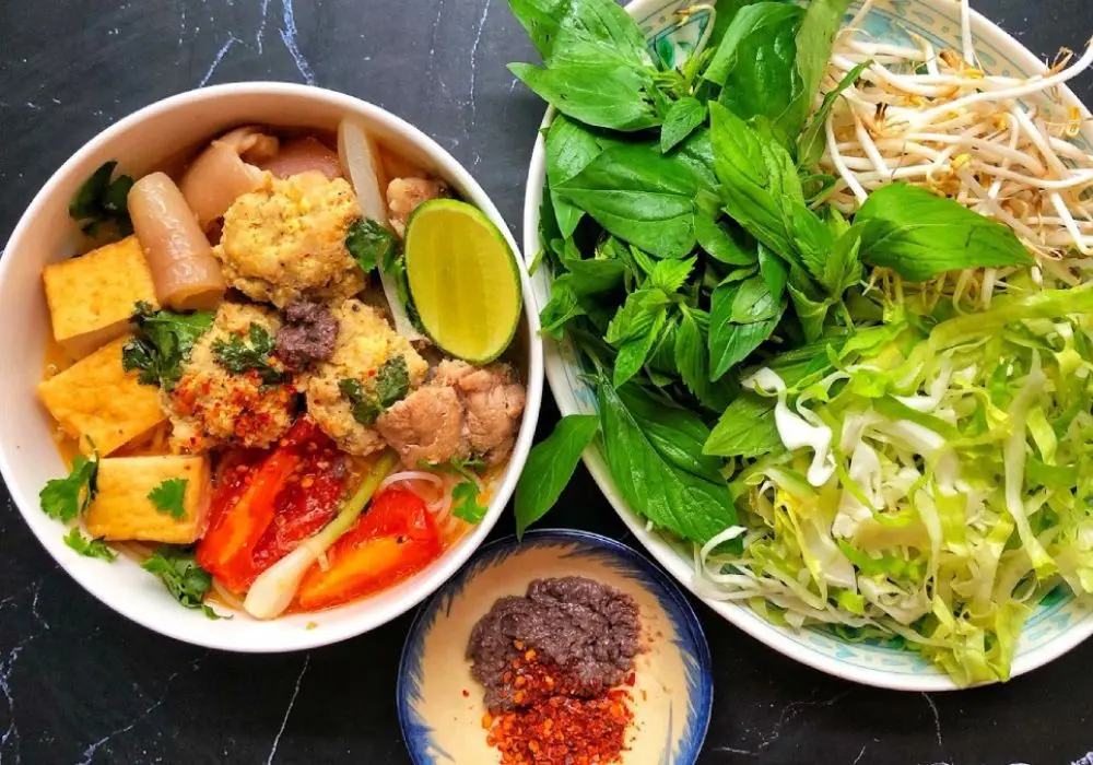 Thưởng thức món Bún đỏ Tây Nguyên thơm ngon nức tiếng gần xa 6