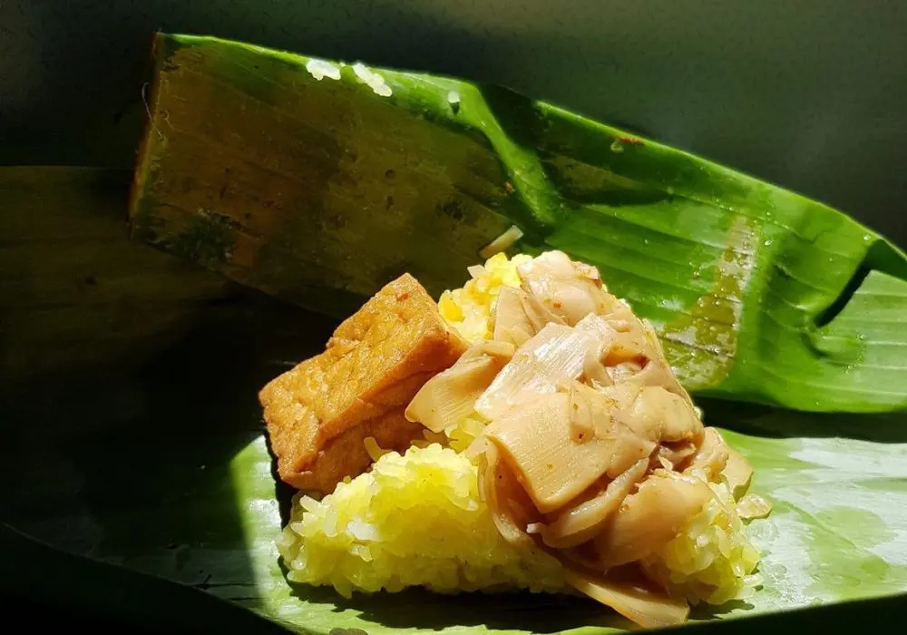 Thưởng thức món Xôi măng cá nục thơm ngất ngây giữa lòng Kon Tum 3