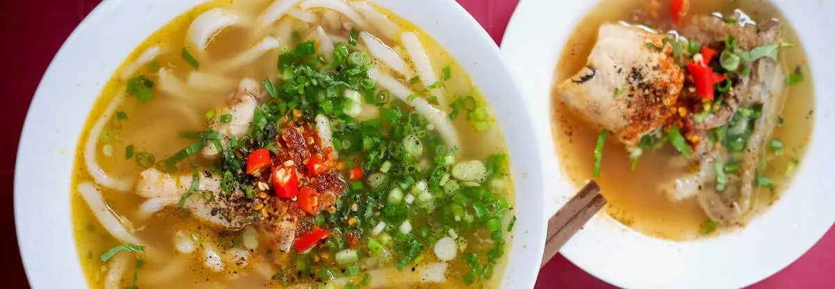 Quán bánh canh xôi đêm Trần Quang Khải, địa điểm nhất định bạn phải đến thử