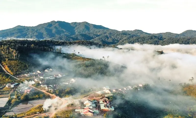 Top 12 điểm điểm săn m&acirc;y Măng Đen như mở ra kh&ocirc;ng gian kỳ ảo 3