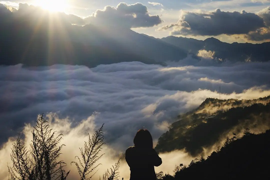 Thanh xu&acirc;n, nhất định phải đến Y T&yacute; săn m&acirc;y như Travel Blogger Quỷ Cốc Tử 7