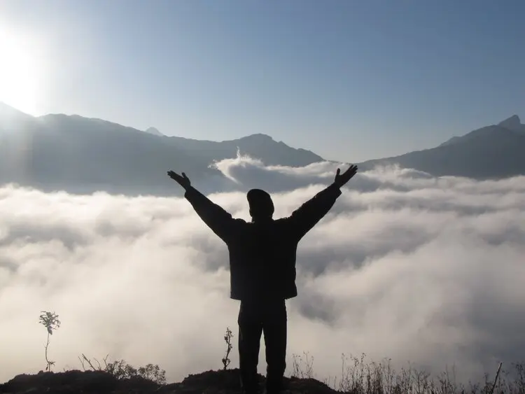 Thanh xu&acirc;n, nhất định phải đến Y T&yacute; săn m&acirc;y như Travel Blogger Quỷ Cốc Tử 20