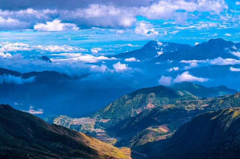 Trekking Nh&igrave;u Cồ San, một trong 10 ngọn n&uacute;i cao nhất Việt Nam 13