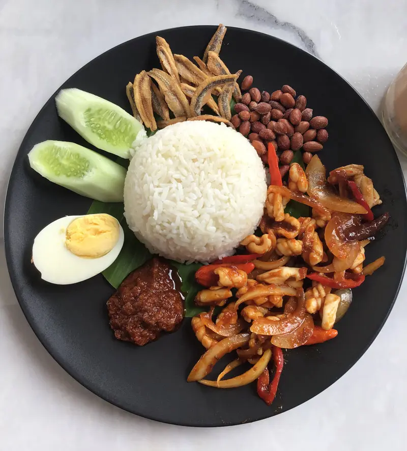 C&aacute;c m&oacute;n ăn l&agrave;m n&ecirc;n hương vị đặc trưng ẩm thực Malaysia 5