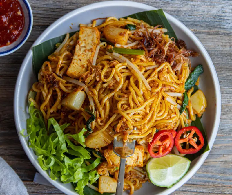 C&aacute;c m&oacute;n ăn l&agrave;m n&ecirc;n hương vị đặc trưng ẩm thực Malaysia 12