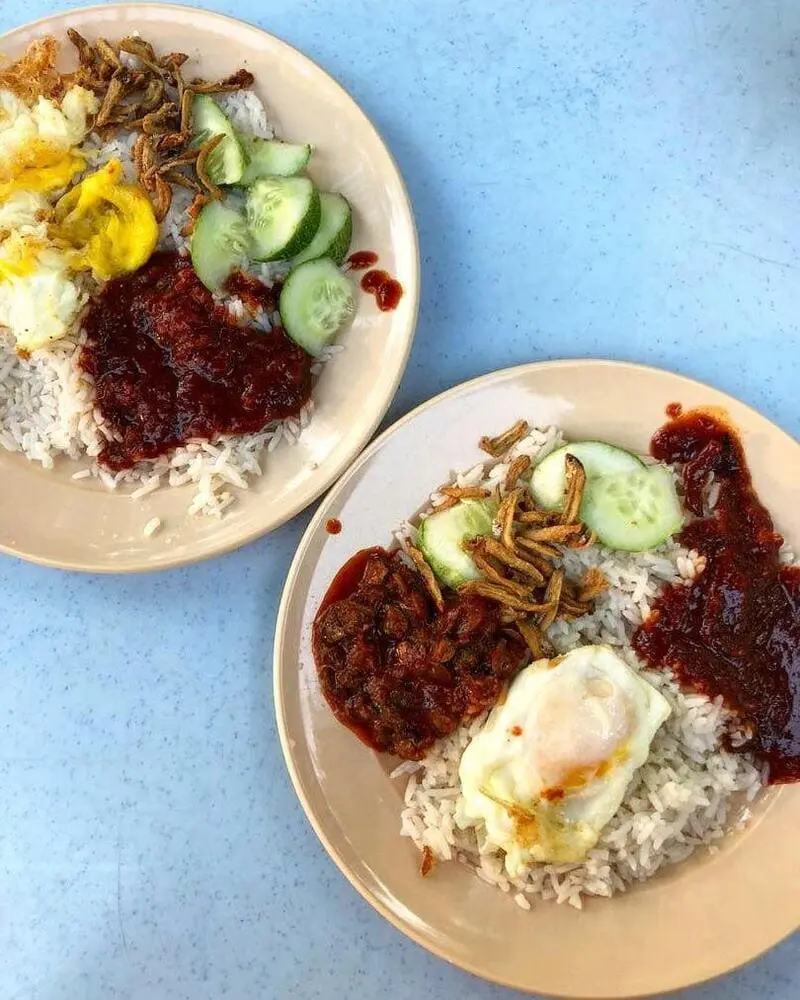 Kh&aacute;m ph&aacute; ẩm thực M&atilde; Lai qua m&oacute;n Nasi Lemak trứ danh 9