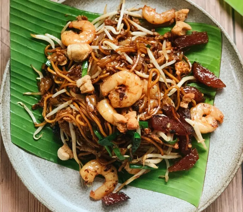 Khám phá ẩm thực Mã Lai qua món Char Kway Teow trứ danh