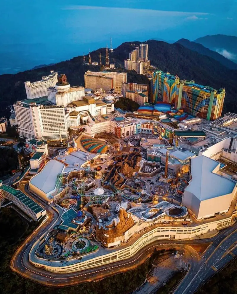 Kh&aacute;m ph&aacute; cao nguy&ecirc;n Genting th&uacute; vị nằm giữa biển m&acirc;y 4