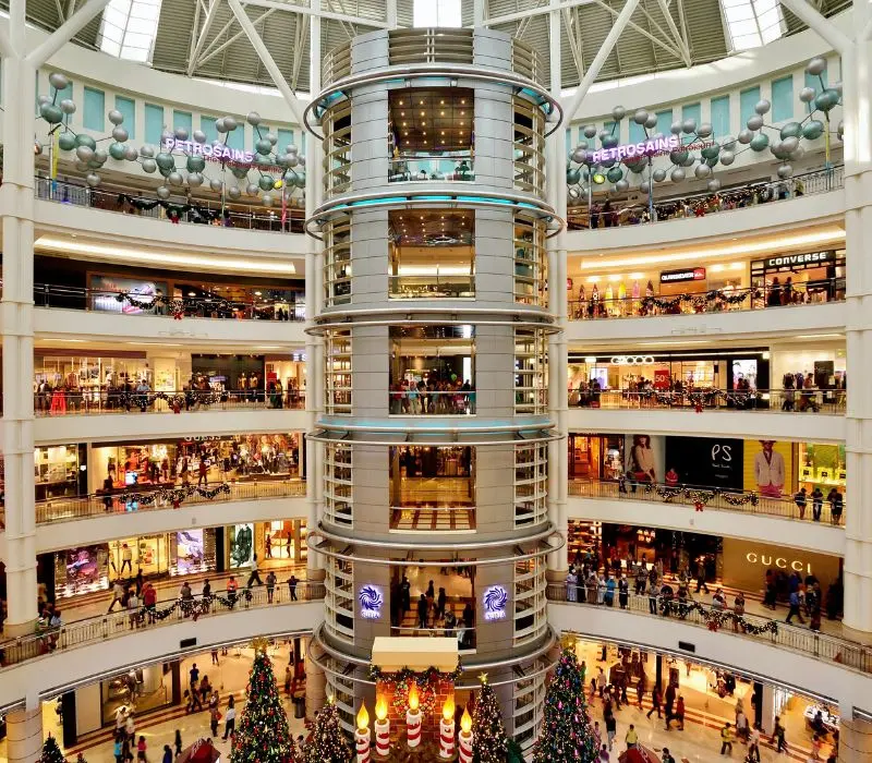 Kh&aacute;m ph&aacute; KLCC, trung t&acirc;m biểu tượng đẳng cấp của Kuala Lumpur 9