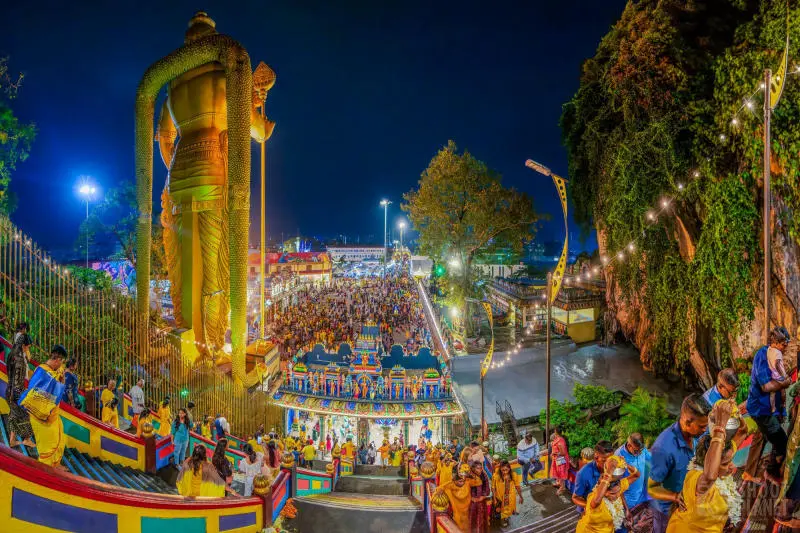 Kh&aacute;m ph&aacute; lễ hội Thaipusam hoang dại, r&ugrave;ng rợn tại Malaysia 4