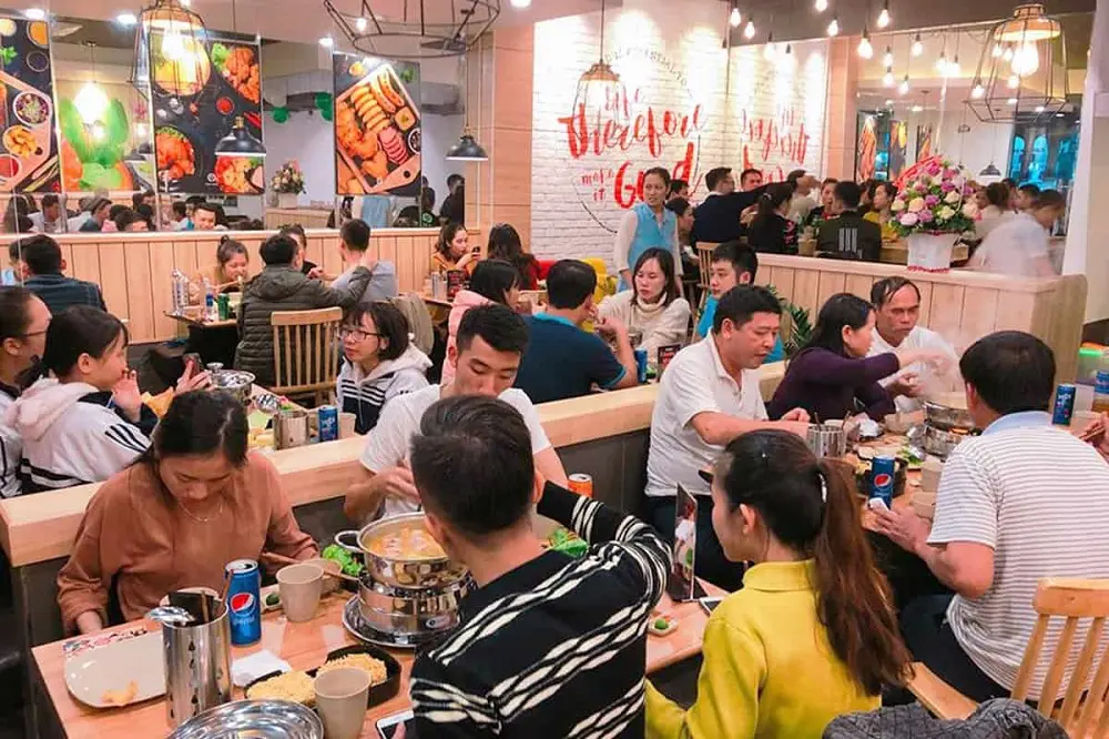 Nh&agrave; h&agrave;ng Ken BBQ Mộc Ch&acirc;u - Thi&ecirc;n đường lẩu nướng v&ugrave;ng T&acirc;y Bắc 2