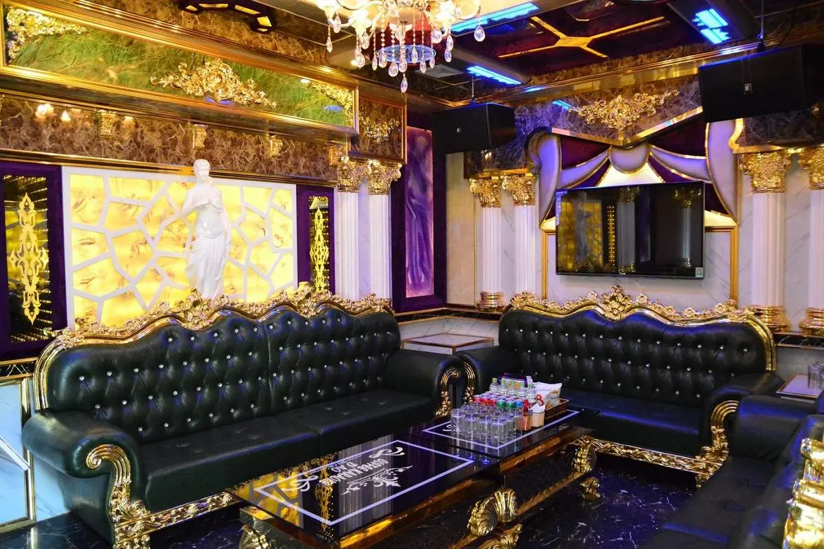 Th&iacute;ch kh&ocirc;ng gian s&acirc;n vườn th&igrave; mau đến Coffee Karaoke D'ao th&ocirc;i! 5