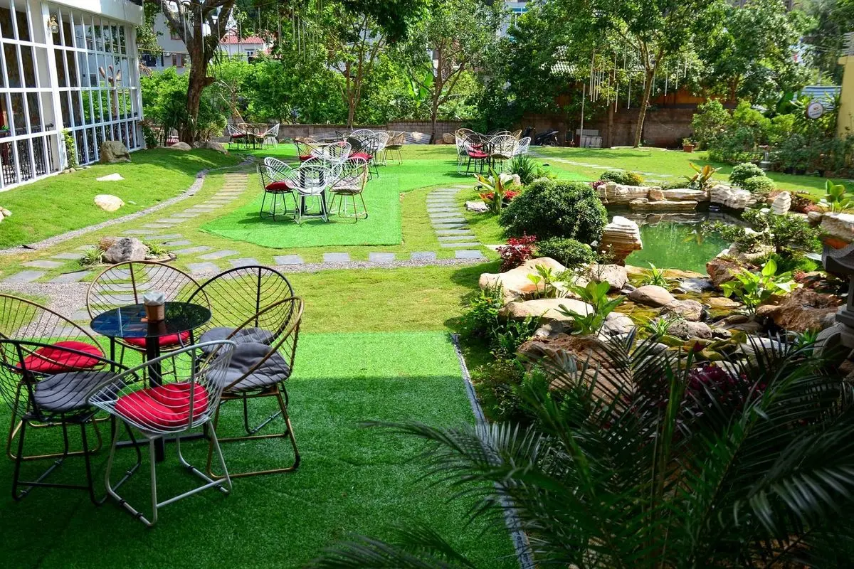 Th&iacute;ch kh&ocirc;ng gian s&acirc;n vườn th&igrave; mau đến Coffee Karaoke D'ao th&ocirc;i! 4