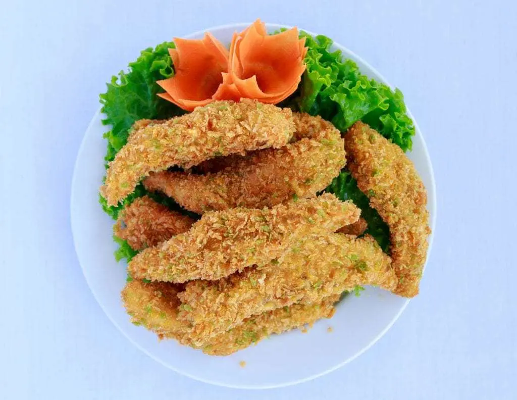 Thưởng thức m&oacute;n ngon với hương vị đặc trưng ri&ecirc;ng tại Nh&agrave; h&agrave;ng c&aacute; hồi 64 6