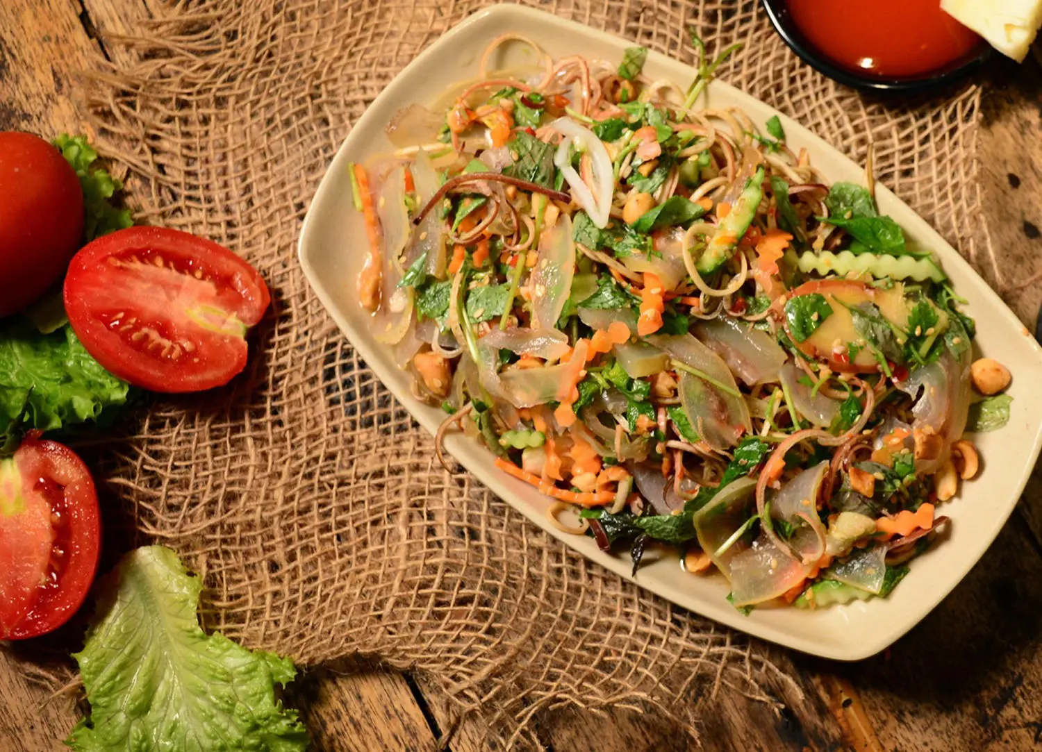 Nộm da trâu Mộc Châu - Món ăn đặc sản của người dân tộc Thái