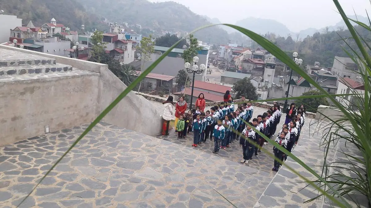 G&oacute;i gọn những n&eacute;t đẹp lịch sử trong review L&acirc;m vi&ecirc;n T&acirc;y Tiến Mộc Ch&acirc;u 6