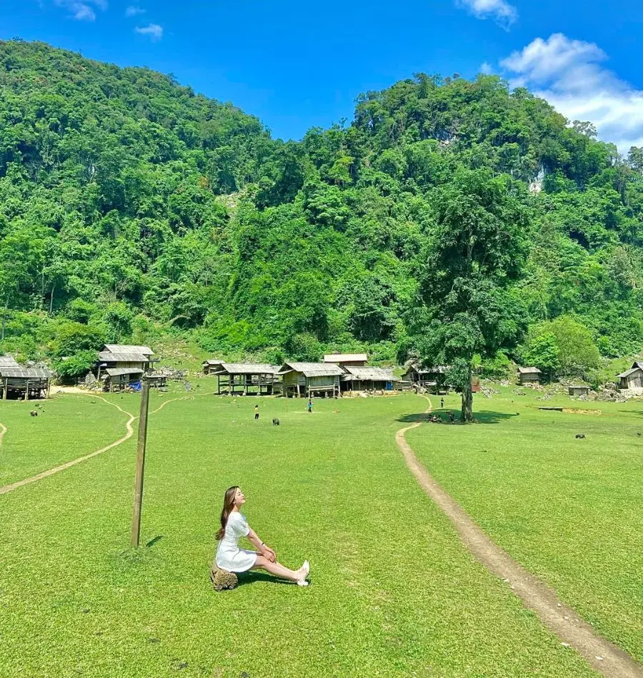 Vi vu Mộc Ch&acirc;u c&ugrave;ng thi&ecirc;n nhi&ecirc;n đất trời đẹp qu&ecirc;n lối về 6