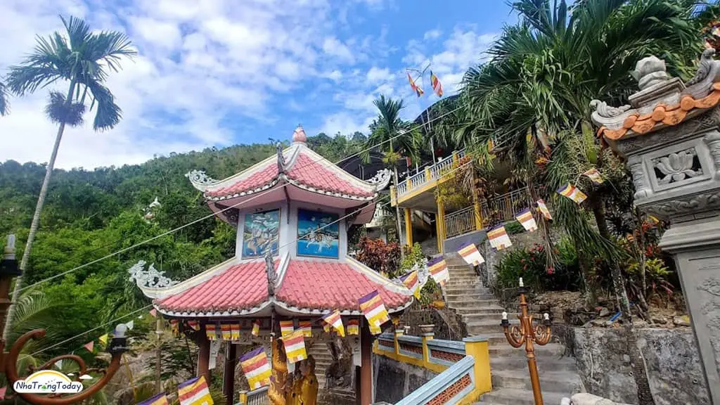 Chùa Suối Đổ Nha Trang - Về chốn linh thiêng giữa không gian thiền định