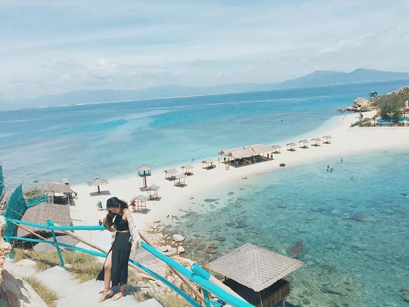 Đảo Yến - Hòn Nội Nha Trang, Chốn thiên đường ảo huyền với màu biển xanh 11