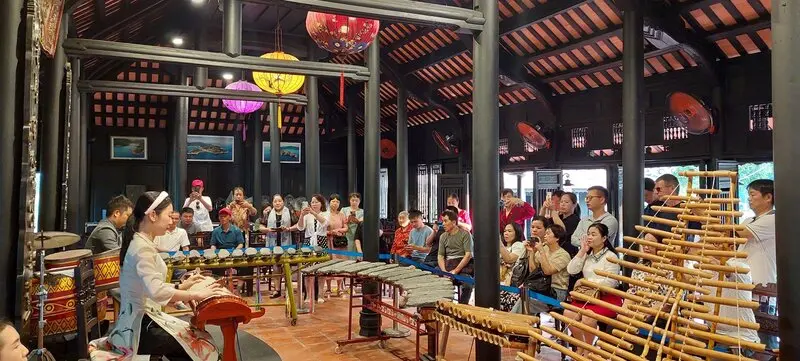 Hội quán Vịnh Nha Trang mang âm vang bản sắc giữa Hòn Chồng 7