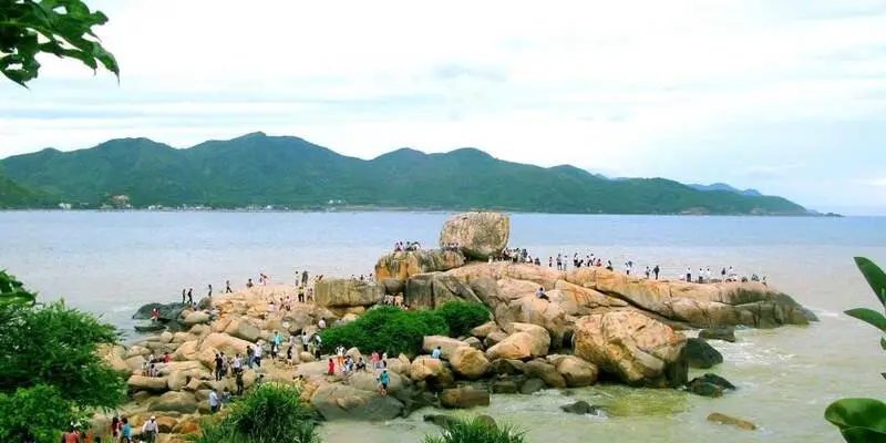 Kh&aacute;m ph&aacute; H&ograve;n Chồng Nha Trang: Thắng cảnh nổi tiếng b&ecirc;n vịnh 10