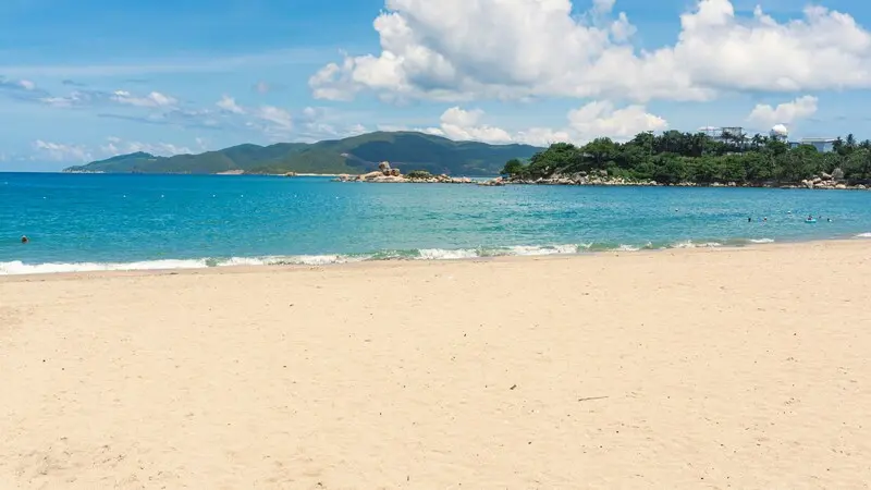 Kh&aacute;m ph&aacute; H&ograve;n Chồng Nha Trang: Thắng cảnh nổi tiếng b&ecirc;n vịnh 9