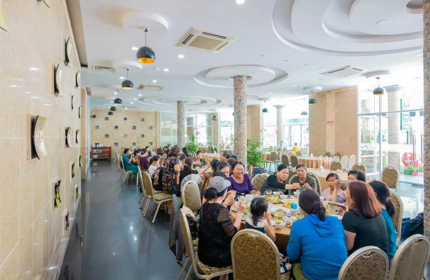 Trải nghiệm ng&acirc;m b&ugrave;n n&oacute;ng tại khu du lịch Trăm Trứng Nha Trang 14