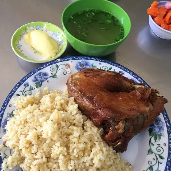 Bỏ t&uacute;i 10 địa điểm thưởng thức cơm g&agrave; Nha Trang đậm vị 12