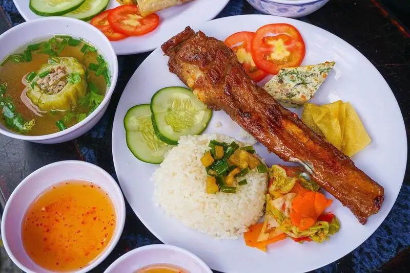 H&agrave;nh tr&igrave;nh food tour Nha Trang với những hương vị kh&oacute; qu&ecirc;n 7