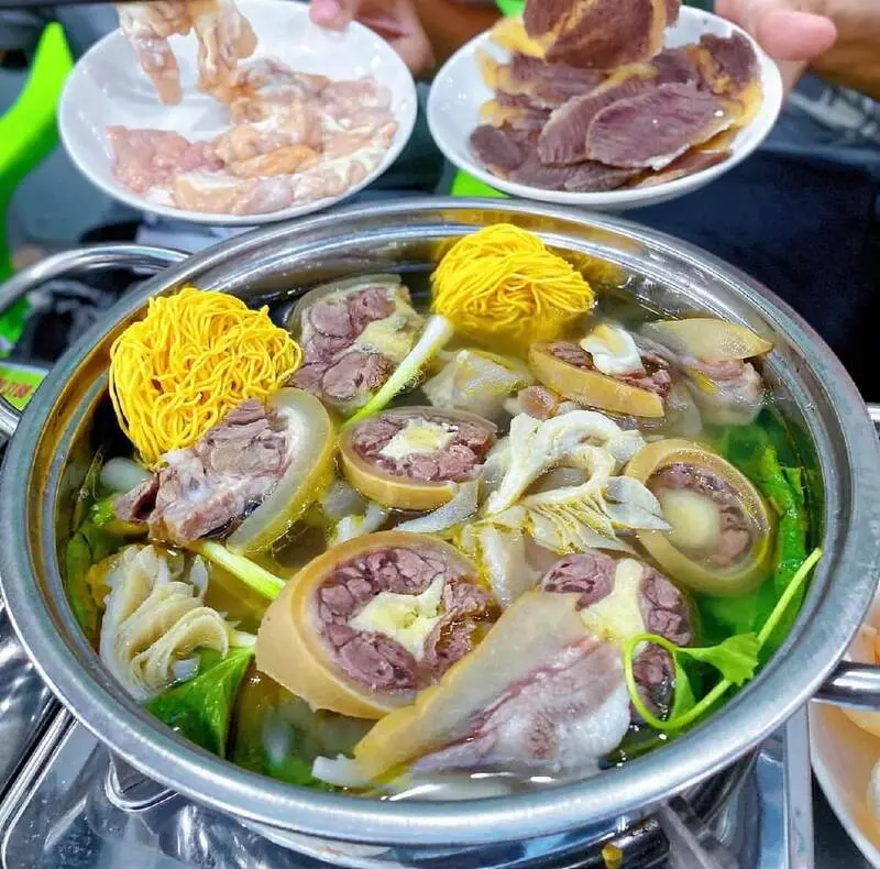 H&agrave;nh tr&igrave;nh food tour Nha Trang với những hương vị kh&oacute; qu&ecirc;n 10