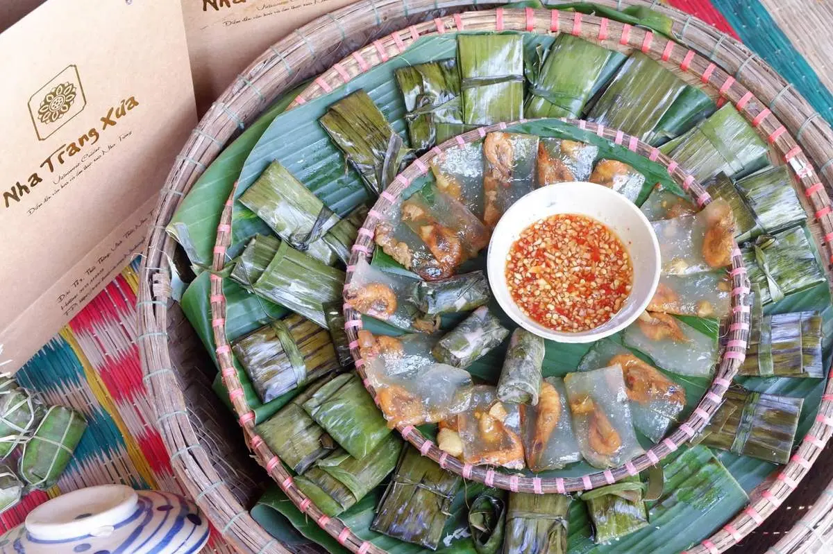 Ho&agrave;i cổ trong kh&ocirc;ng gian văn h&oacute;a - ẩm thực tại nh&agrave; h&agrave;ng Nha Trang Xưa 8