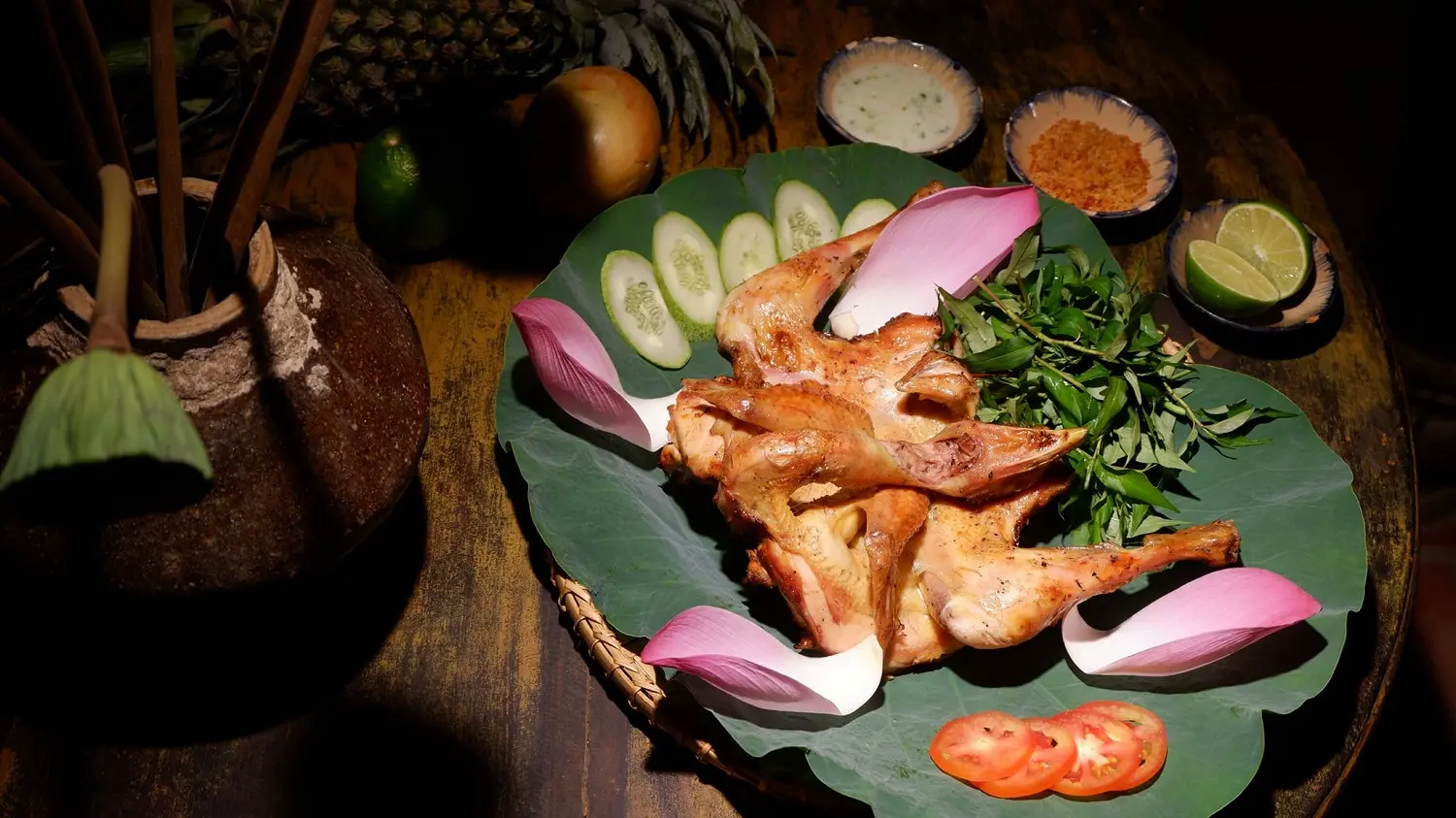 Ho&agrave;i cổ trong kh&ocirc;ng gian văn h&oacute;a - ẩm thực tại nh&agrave; h&agrave;ng Nha Trang Xưa 9