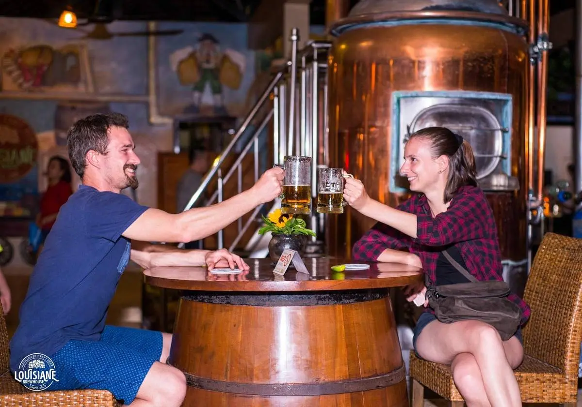 Lousiana Brewhouse Nha Trang - Nh&agrave; h&agrave;ng &Aacute; &Acirc;u nổi bần bật với hương vị bia tự nấu tại chỗ 39