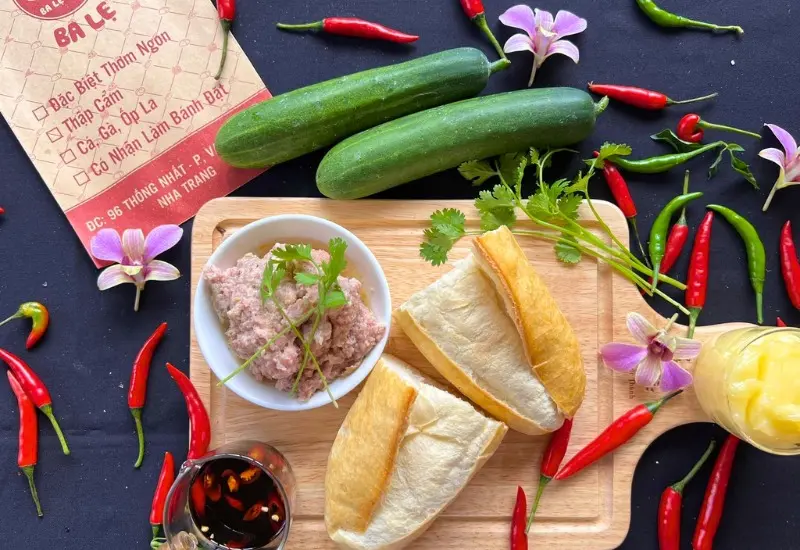 Lưu ngay top 13 tiệm b&aacute;nh m&igrave; Nha Trang nổi tiếng ngon m&ecirc; ly 12
