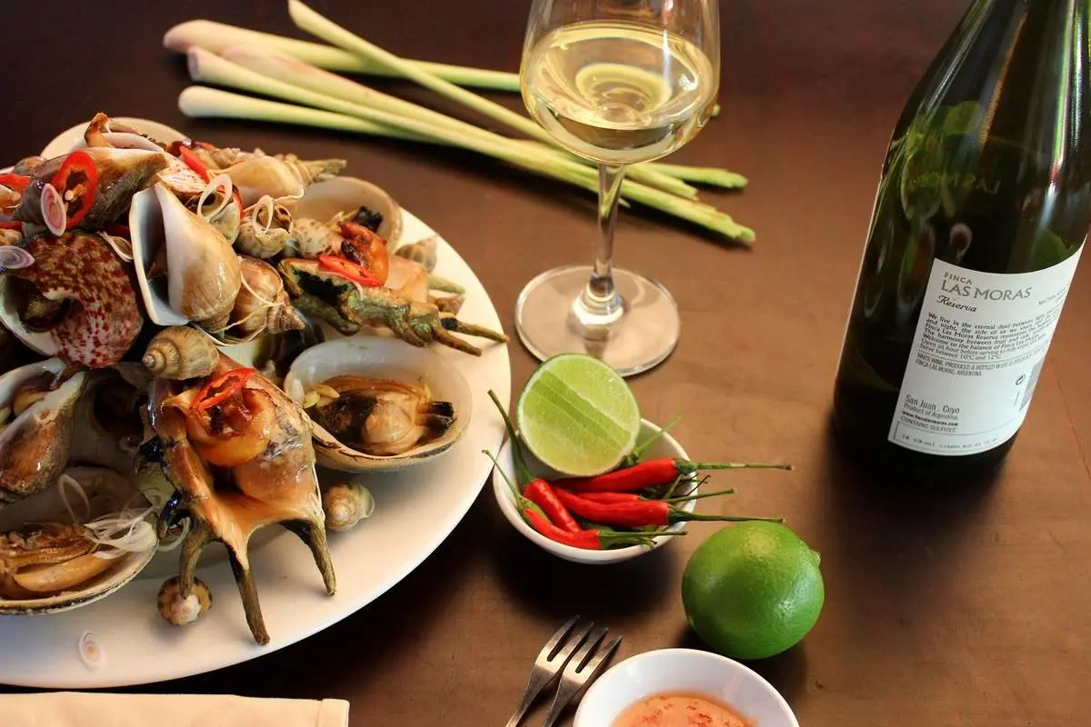 Ngoc Trai Restaurant Nha Trang - Vi&ecirc;n ngọc trai toả s&aacute;ng trong l&agrave;ng ẩm thực Nha Trang 14