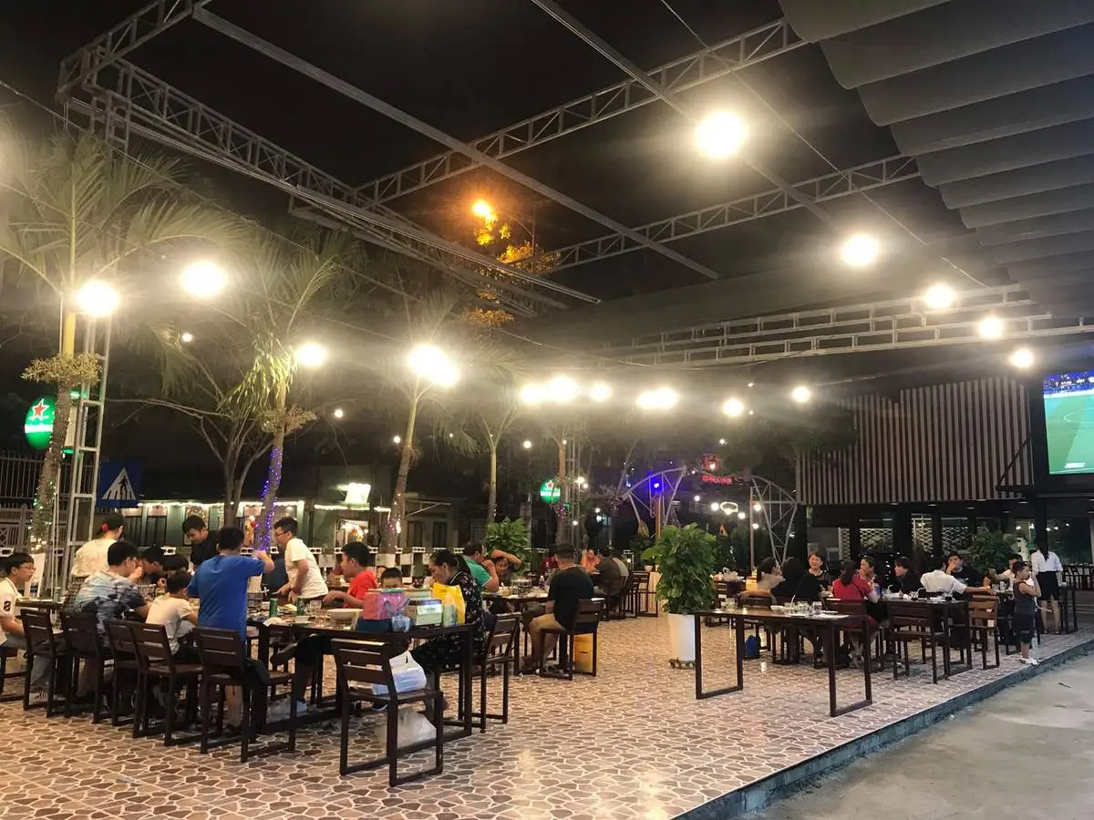 Nh&agrave; H&agrave;ng C&aacute;nh Buồm Đại Dương - Thường thức hải sản tươi sống trong kh&ocirc;ng gian rộng r&atilde;i 3