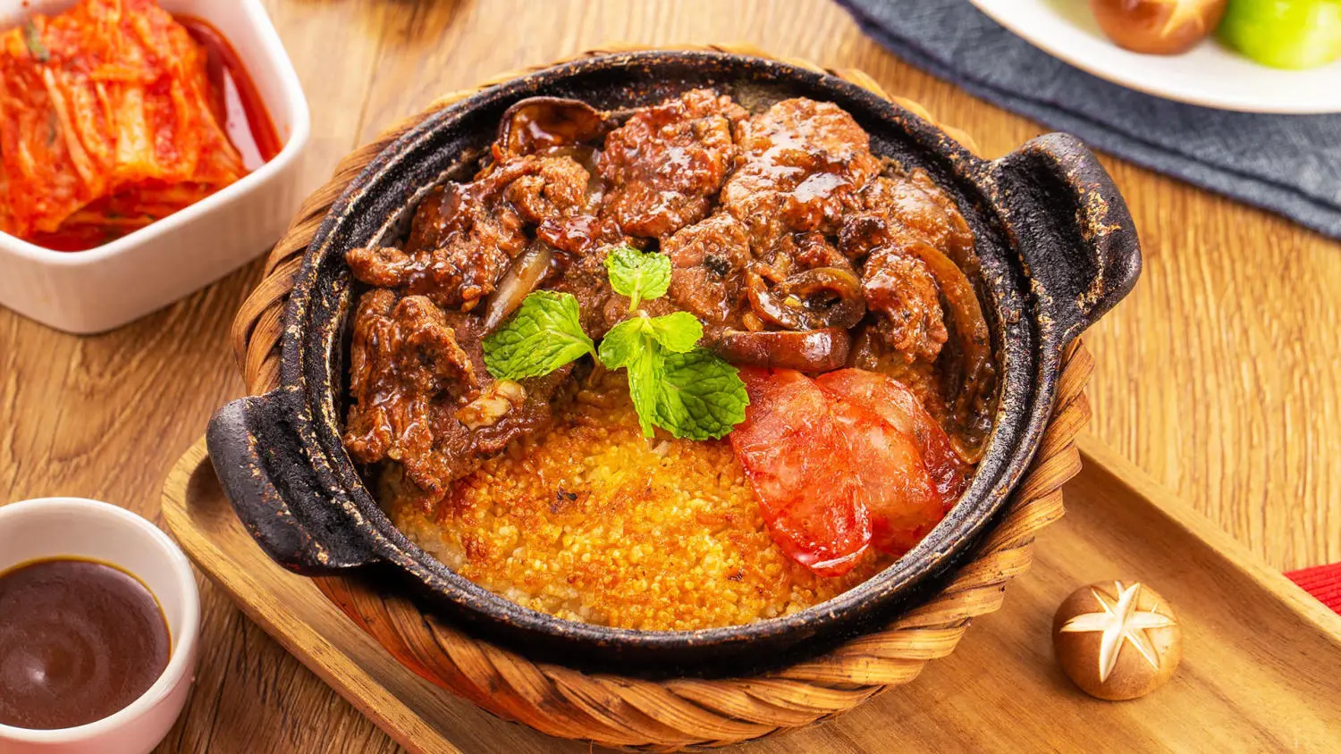 Nh&agrave; h&agrave;ng cơm ni&ecirc;u Nha Trang - Hương vị tuyệt hảo chỉ c&oacute; tại Nha Trang 2