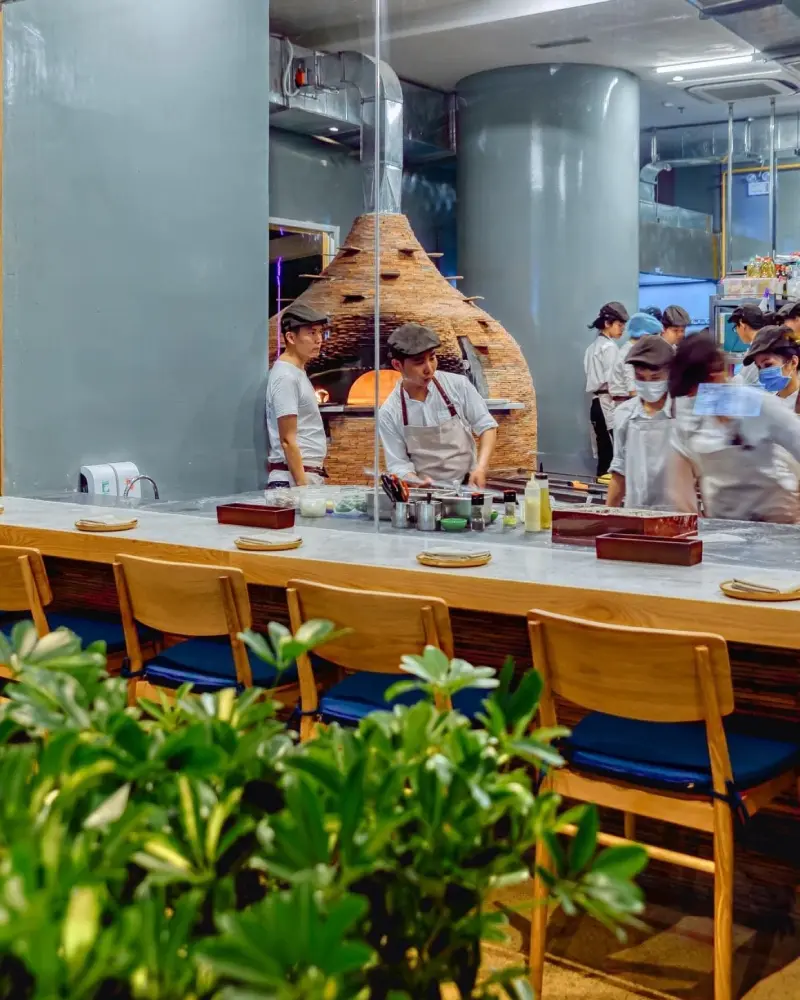 Pizza 4P&rsquo;s Nha Trang: Nh&agrave; h&agrave;ng pizza view đẹp ngay trung t&acirc;m 9