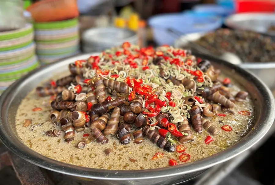 Qu&aacute;n ốc trăm m&oacute;n ở Nha Trang, tọa độ tụ tập l&yacute; tưởng cho hội bạn th&acirc;n 5
