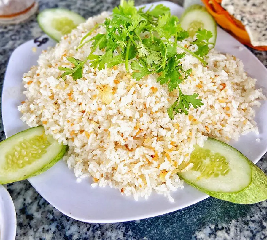 Qu&aacute;n ốc trăm m&oacute;n ở Nha Trang, tọa độ tụ tập l&yacute; tưởng cho hội bạn th&acirc;n 6