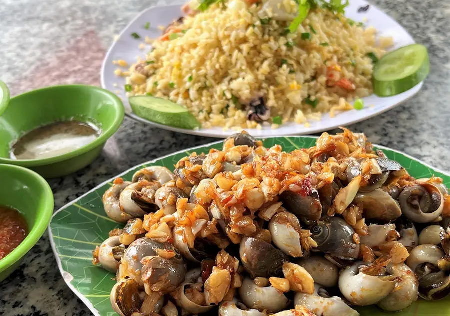 Qu&aacute;n ốc trăm m&oacute;n ở Nha Trang, tọa độ tụ tập l&yacute; tưởng cho hội bạn th&acirc;n 4